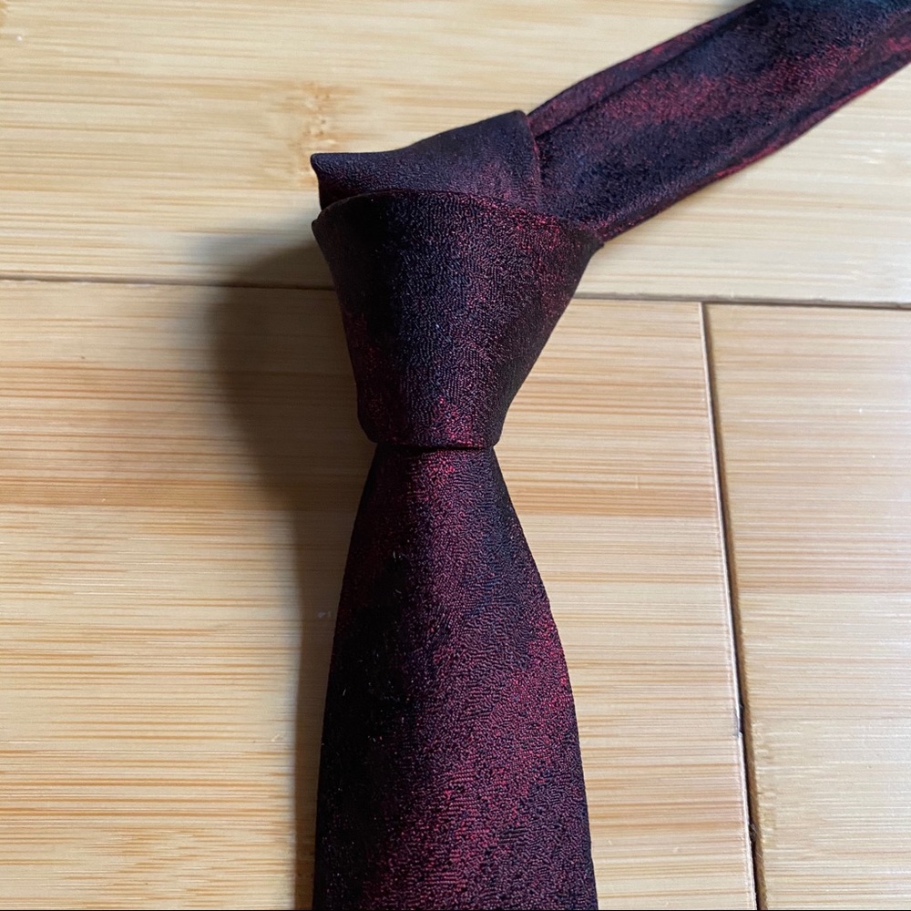 Vintage silk skinny tie